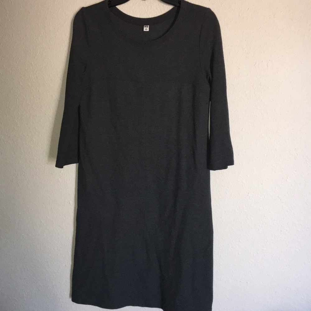 Uniqlo size med charcoal gray dress